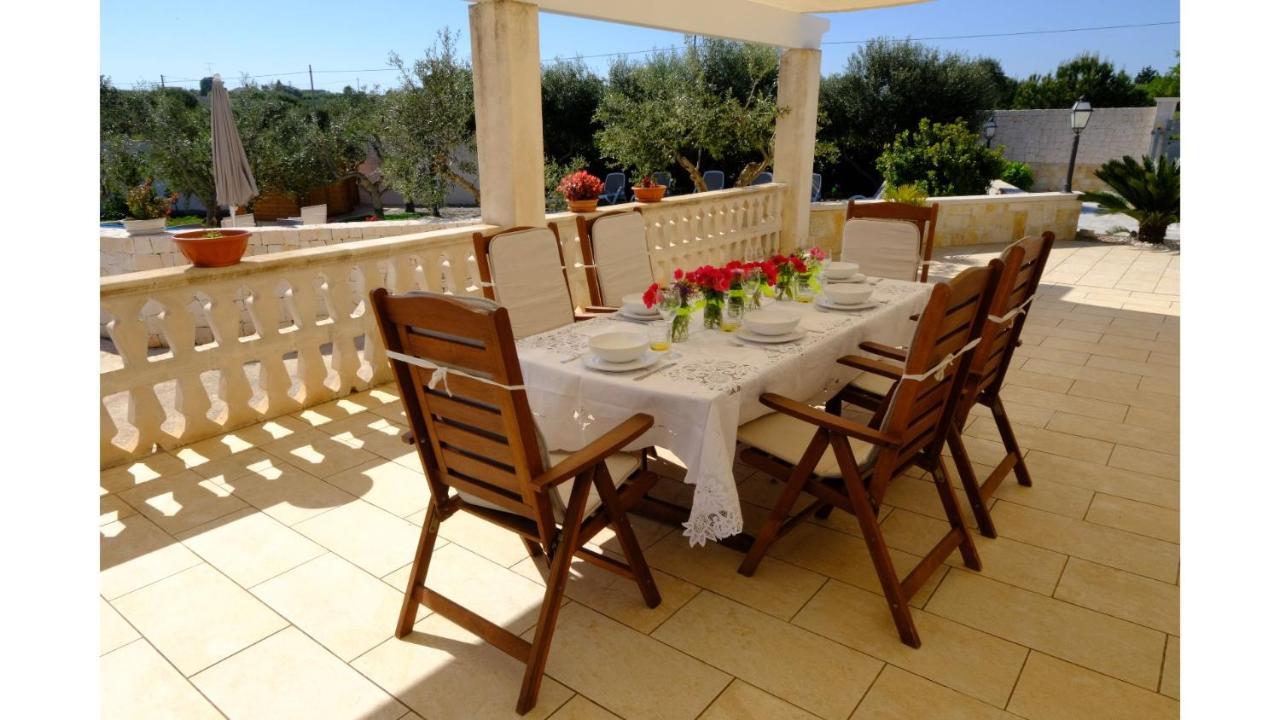 Tenuta Con Due Abitazioni Indipendenti มาร์ตินาฟรังกา ภายนอก รูปภาพ