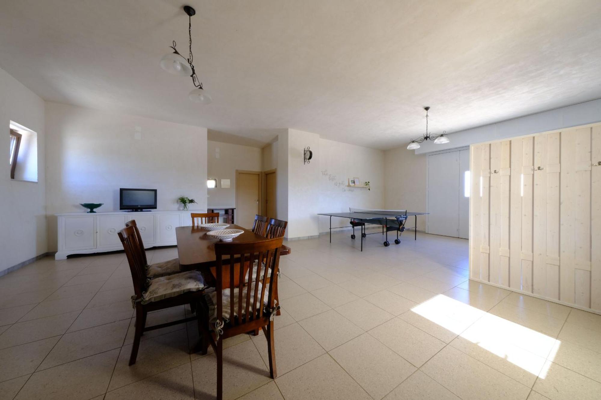 Tenuta Con Due Abitazioni Indipendenti มาร์ตินาฟรังกา ภายนอก รูปภาพ